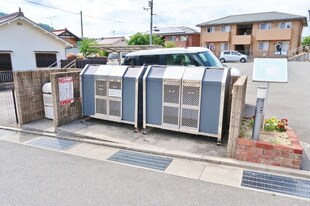 サンビレッジ八本松南Eの物件外観写真